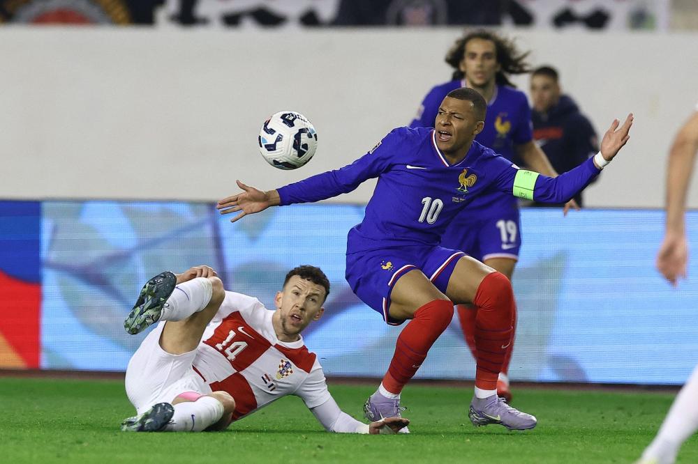 壹号娱乐APP：热身赛：U16国少3-1狼堡梯队，中国球员姜景祺担任狼堡队长.